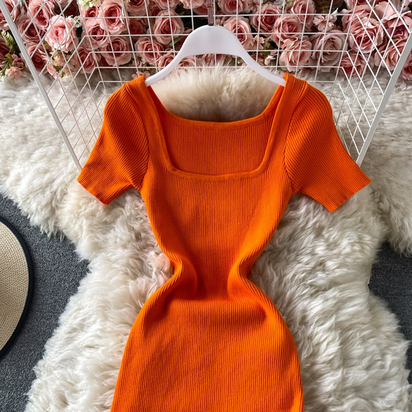 Crystal Vitrail Elegant Square Neck Knitted Dress